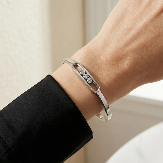 The Solis Bar Bracelet