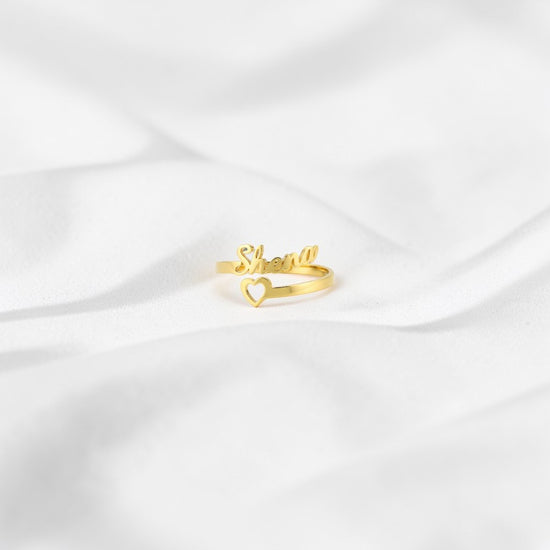 The Cordelia Heart Ring