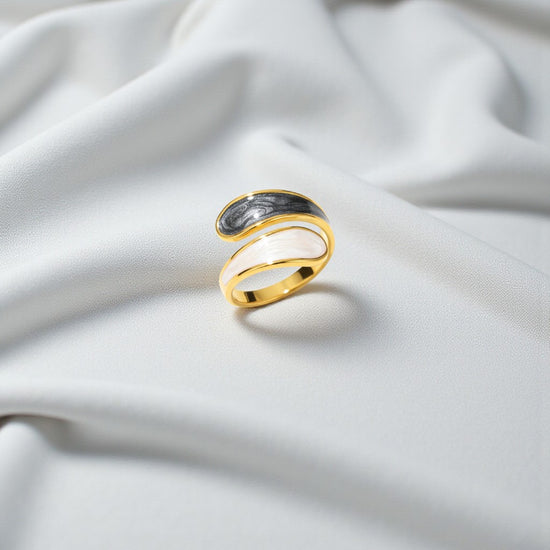 The Dualité Ring